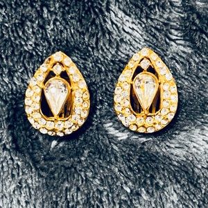 Vintage Clip-on earrings with Rhinestones